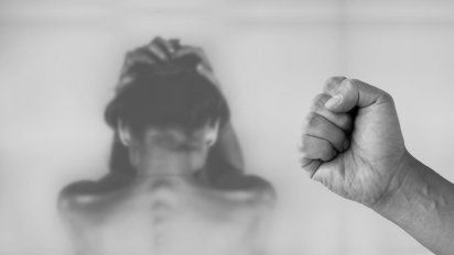 Mujeres vulnerables, tema debate en la Fundación Mediapila