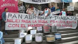 Rosario se movilizó bajo el lema Los juegos del hambre de Milei.&nbsp;