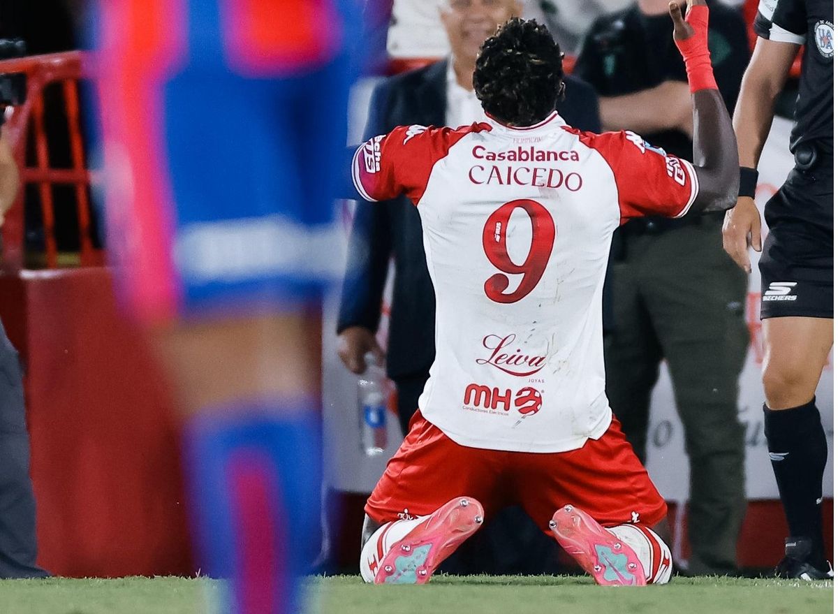 Caicedo, carta de gol Quemera Caicedo, carta de gol Quemera