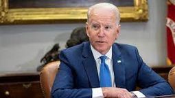 altText(¡Ups! Joe Biden confunde a Trump con Obama)}