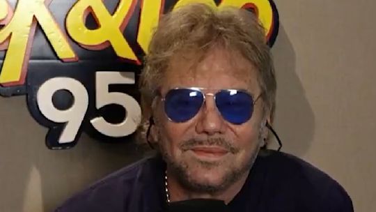 Fin del misterio: Beto Casella anunció su llegada a América TV. Fin del misterio: Beto Casella anunció su llegada a América TV.