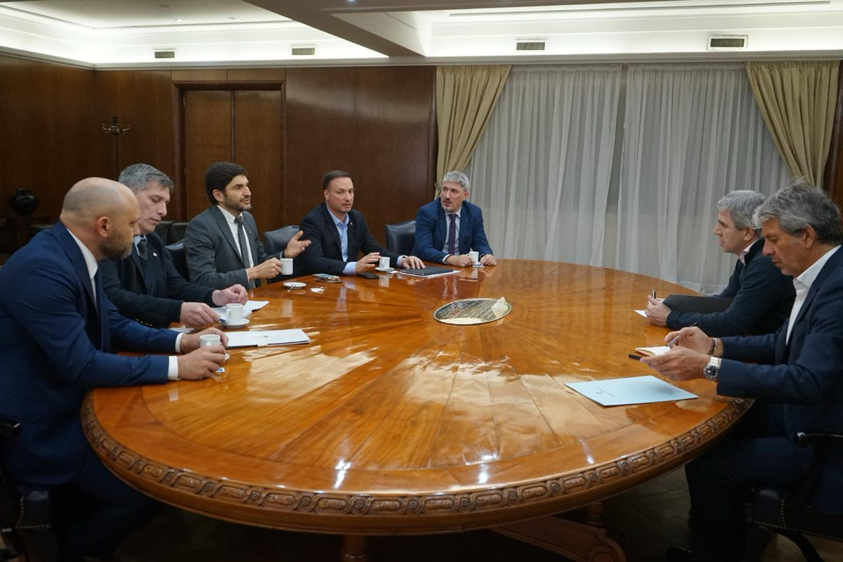 Agenda cargada ante una deuda insostenible. Agenda cargada ante una deuda insostenible. 