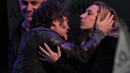 $Libra, el primer escándalo de corrupción de los hermanos Milei en el poder. $Libra, el primer escándalo de corrupción de los hermanos Milei en el poder.