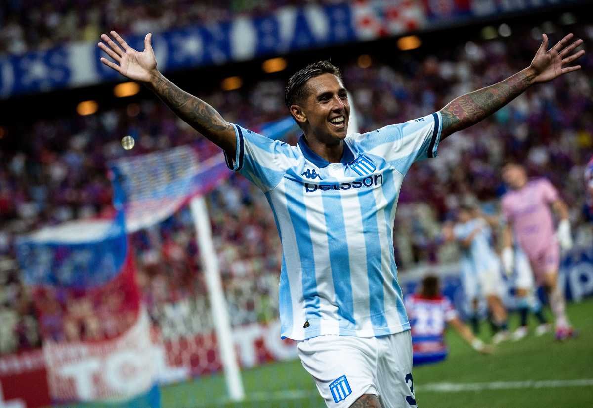 Agustín Almendra hizo el segundo de Racing, que jugó un partidazo