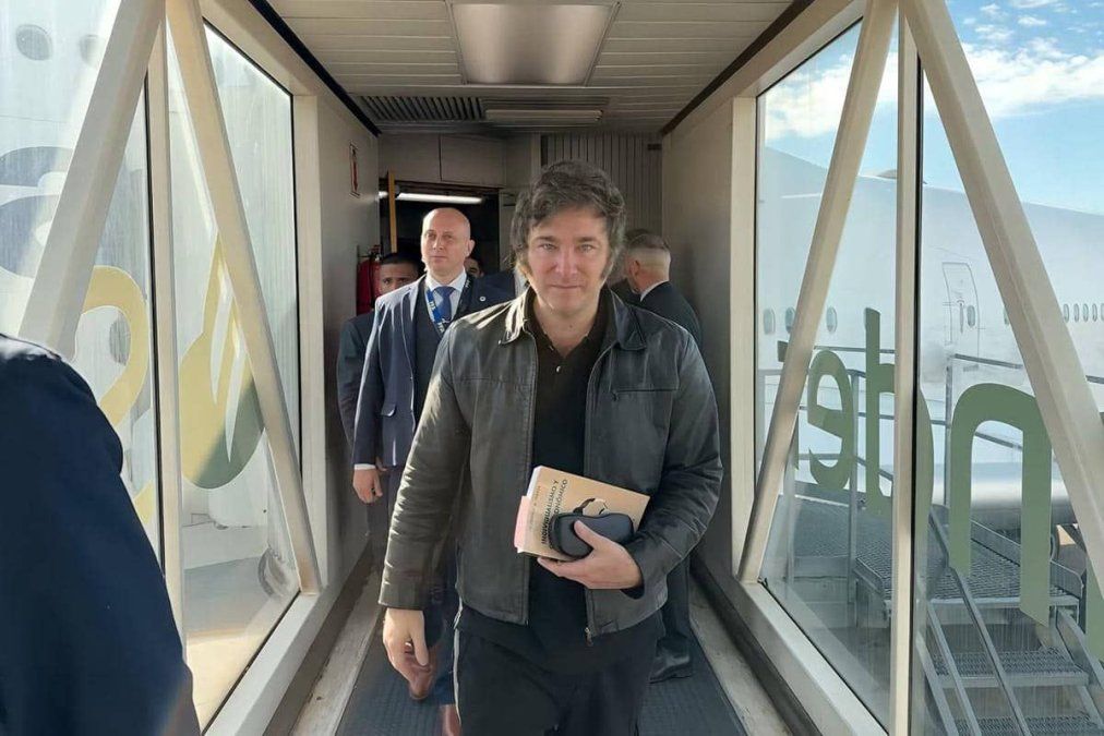 Javier Milei vuelve a viajar a USA (y van 18...)