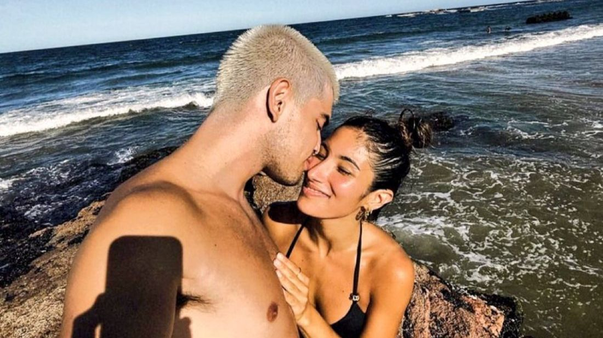 Julieta Rossi publicó una foto con su nuevo novio el aniversario de Fernando Báez Sosa y recibió fuertes críticas en redes. Julieta Rossi publicó una foto con su nuevo novio el aniversario de Fernando Báez Sosa y recibió fuertes críticas en redes.
