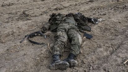 Horror de la guerra: Viralizan video de soldado ucraniano decapitado