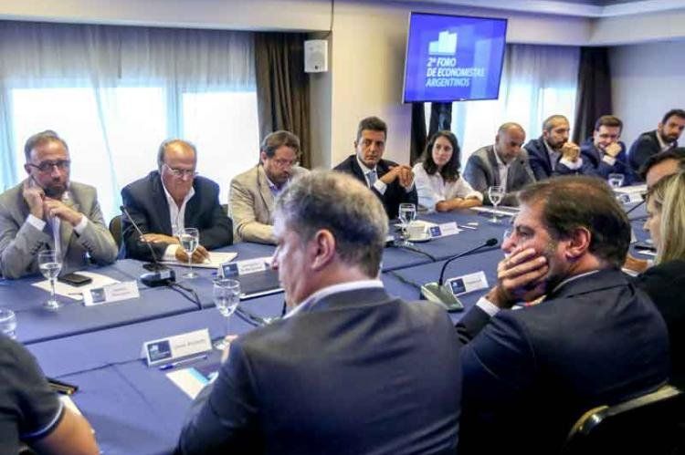 massa-economistas.jpg