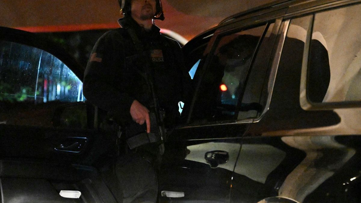 En cena de corresponsales, intentan disparar a Donald Trump 