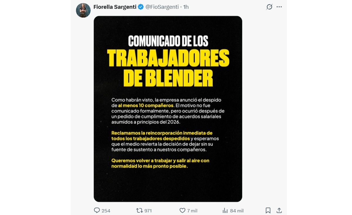 Los trabajadores de Blender exigieron la reincorporación de sus compañeros despedidos. Los trabajadores de Blender exigieron la reincorporación de sus compañeros despedidos.