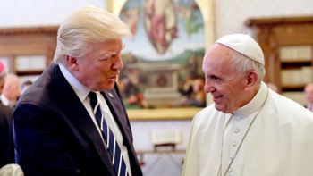 El papa Francisco contra Donald Trump El papa Francisco contra Donald Trump