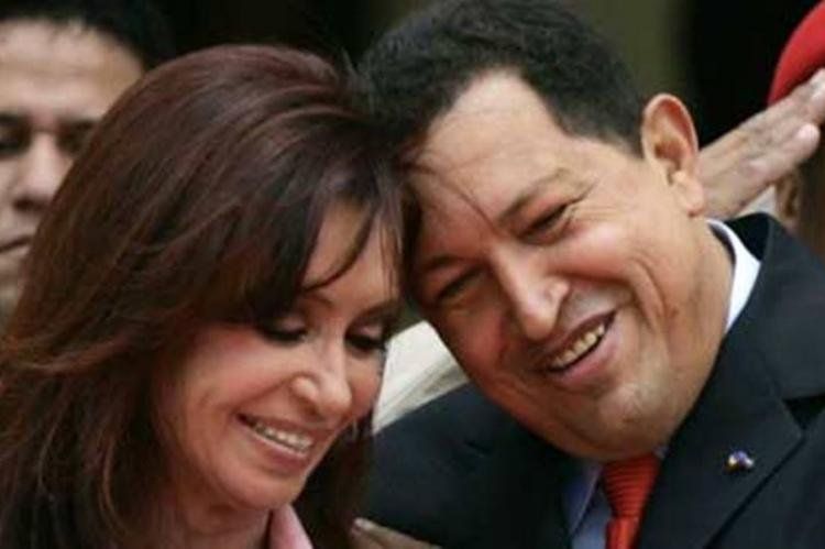 Cristina Fernández y Hugo Chávez.