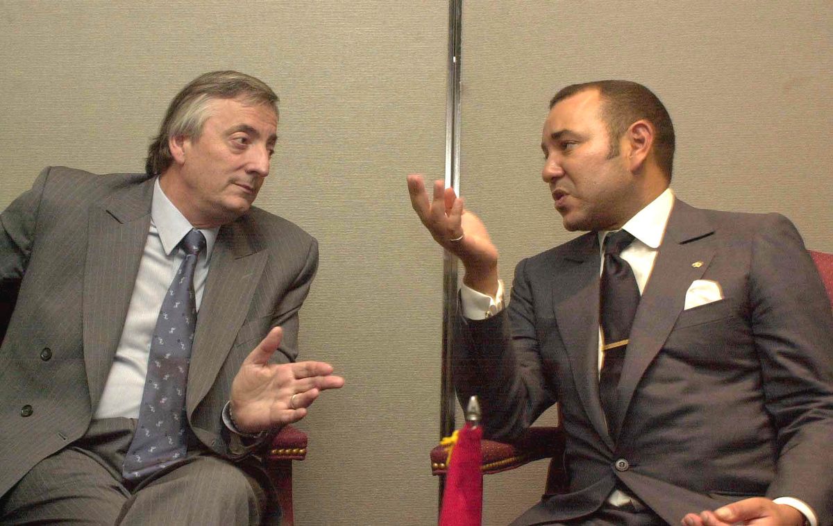 Mohamed VI junto a Néstor Kirchner en una imagen de archivo, durante una etapa marcada por el acercamiento diplomático entre Marruecos y Argentina. Mohamed VI junto a Néstor Kirchner en una imagen de archivo, durante una etapa marcada por el acercamiento diplomático entre Marruecos y Argentina.