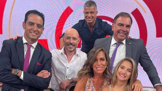 Ángel de Brito reveló qué reconocida periodista se irá de El Trece por varias internas. Ángel de Brito reveló qué reconocida periodista se irá de El Trece por varias internas.