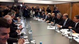 altText(Medidas post-PASO: Gobernadores irán a la Justicia si no hay 'marcha atrás' o 