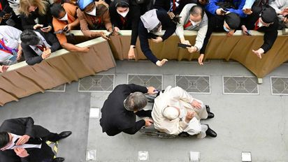 Y dale con la jubilación anticipada del papa Francisco...