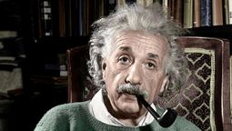 Albert Einstein, con su teoría de la relatividad, revolucionó la física y nuestra comprensión del universo, desafiando las ideas científicas del siglo XX. Albert Einstein, con su teoría de la relatividad, revolucionó la física y nuestra comprensión del universo, desafiando las ideas científicas del siglo XX.