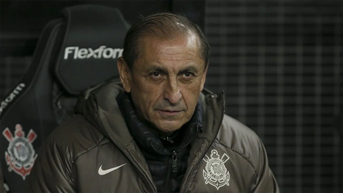 Corinthians,dirigido por Ramón Díaz y golpeado por la crisis económica, intentará avanzar ala final de la Copa Sudamericana cuando enfrente a Racing.