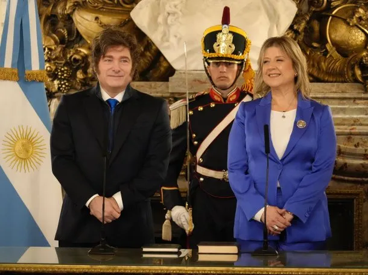 La tensión de Bullrich con Alejandra Monteoliva y el entorno de Santiago Caputo dejó expuesta otra interna. La tensión de Bullrich con Alejandra Monteoliva y el entorno de Santiago Caputo dejó expuesta otra interna.