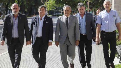 Reunión clave: Basterra busca calmar la furia de la Mesa de Enlace