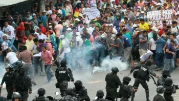 Sublevada popular / crisis abierta en Bolivia bajo órdenes de Evo y exdiputada argentina
