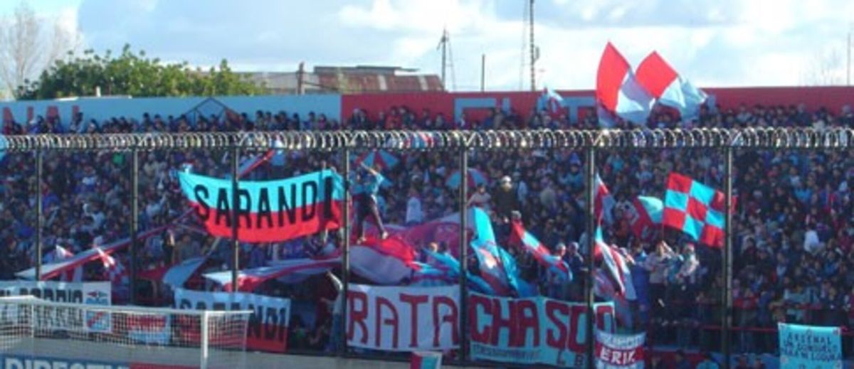 Arsenal se despegó de Juliana Santillán