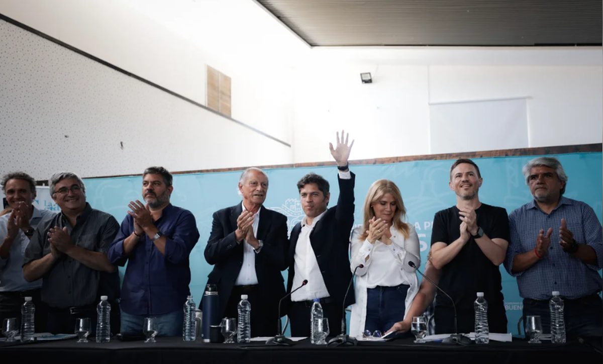 Muchos intendentes sostienen que no era el mejor momento para discutir cuestiones partidarias. Muchos intendentes sostienen que no era el mejor momento para discutir cuestiones partidarias.