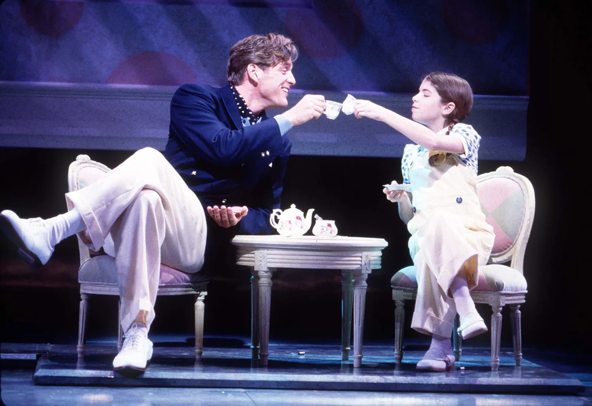 Anna Kendrick empezó a actuar debutando en el teatro con la obra "High Society". Con apenas 12 años, ganó un Theatre World Award y salió nominada al Tony y el Drama Desk Award. Anna Kendrick empezó a actuar debutando en el teatro con la obra "High Society". Con apenas 12 años, ganó un Theatre World Award y salió nominada al Tony y el Drama Desk Award.