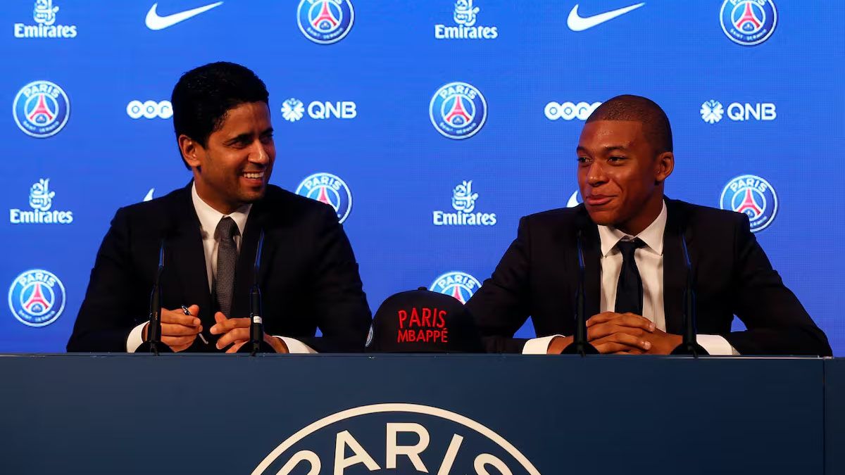 Kylian Mbappé le ganó un millonario juicio al París Saint Germain (PSG) y el jeque catarí Nasser Al-Khelaifi deberá pagarle 55 millones de euros. Kylian Mbappé le ganó un millonario juicio al París Saint Germain (PSG) y el jeque catarí Nasser Al-Khelaifi deberá pagarle 55 millones de euros.
