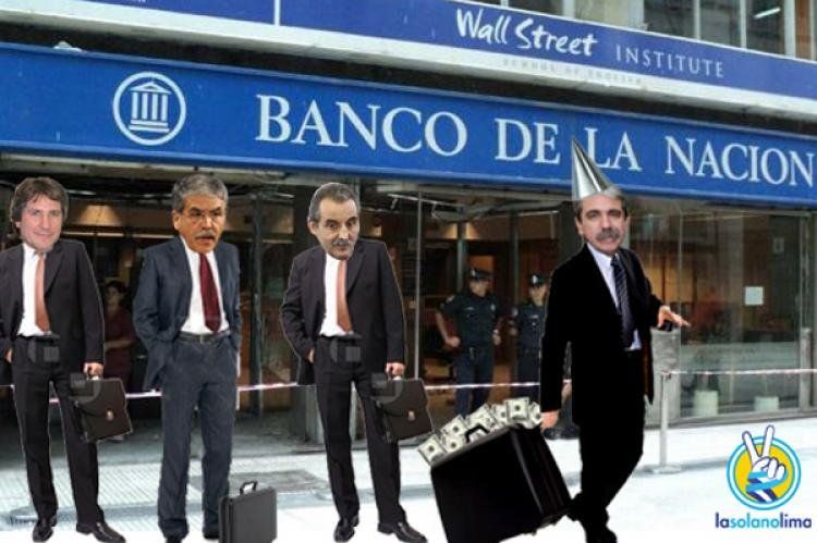 Aníbal Fernández en primera fila.