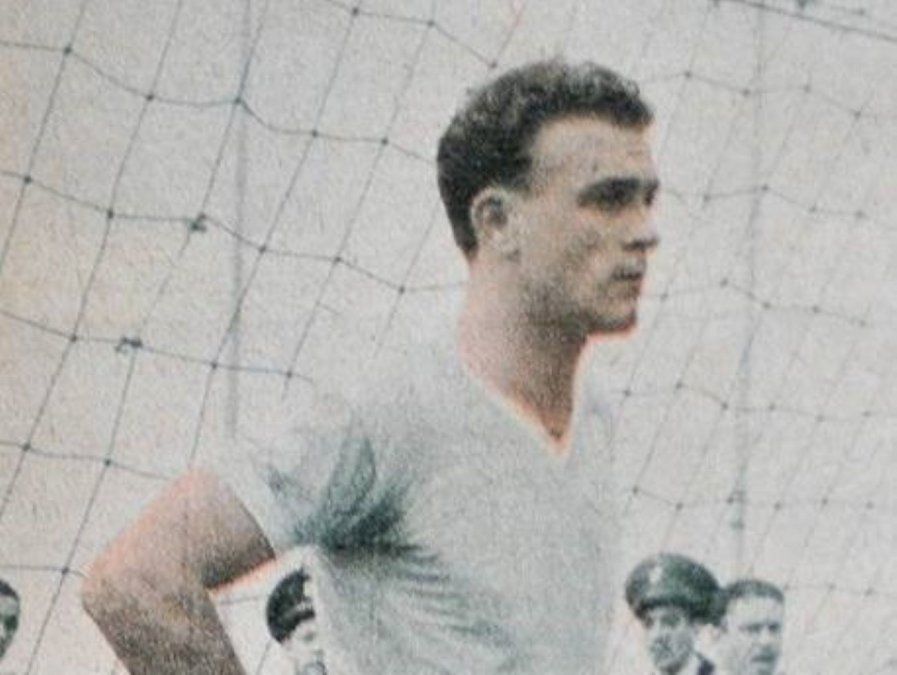 Luego de la lesión de Carrizo tuvo que ir al arco.