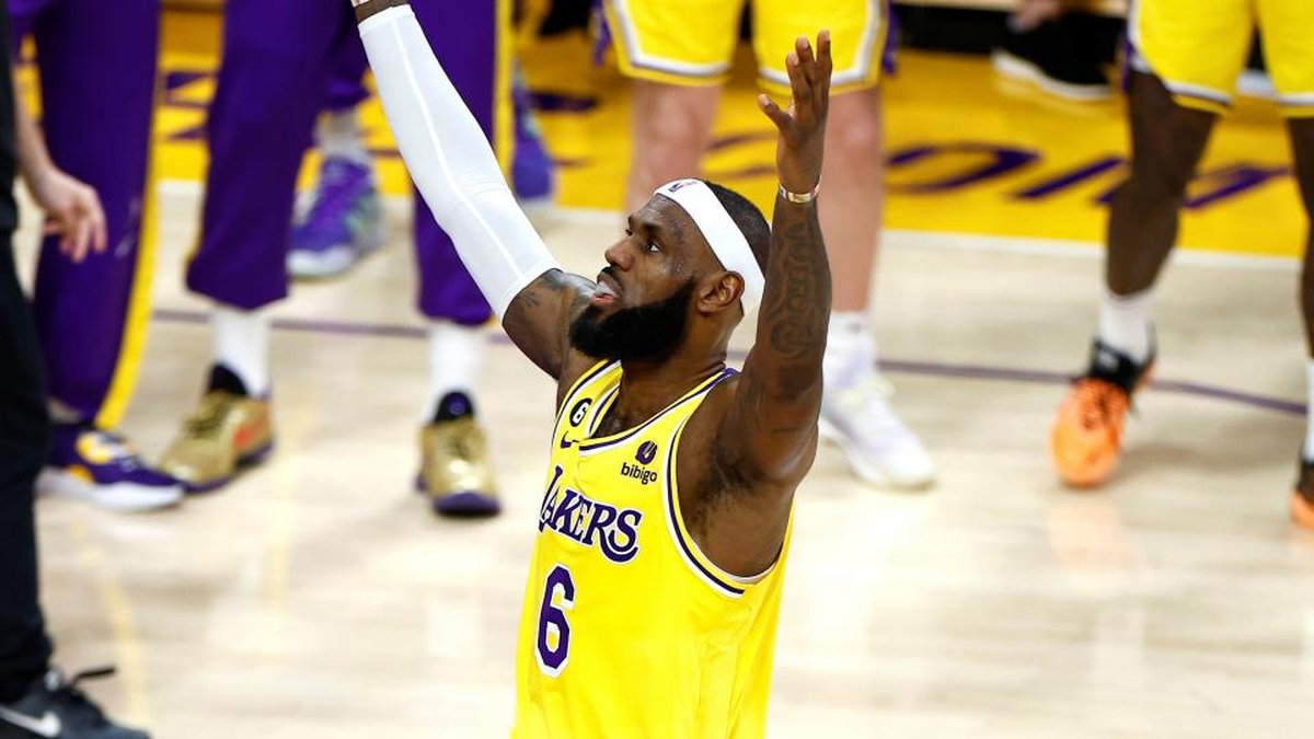 LeBron James se convirtió en el anotador histórico de la NBA, con 38.390 puntos.