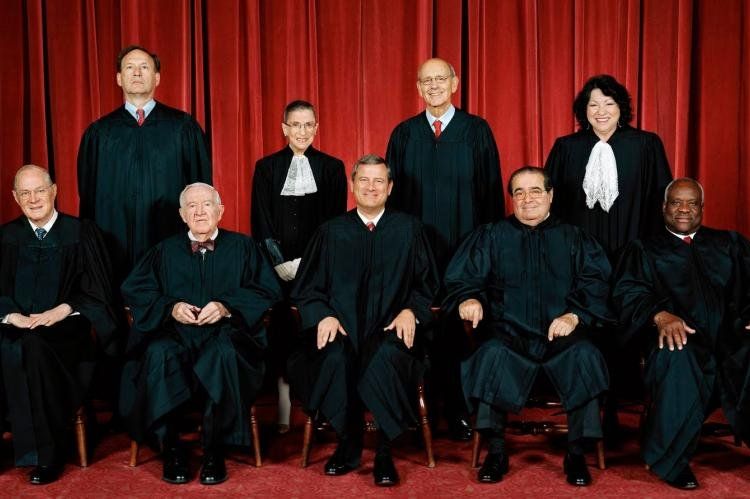 Corte Suprema de Justicia de USA: Hoy miércoles 27/03 sigue el show.