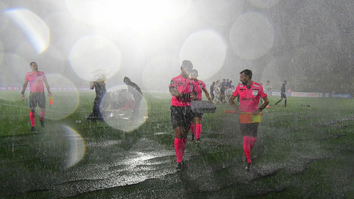 La tormenta y la lluvia torrencial frenó el clásico entre Peñarol y Nacional. De ahí, el “Carbonero” se clasificó a la final del torneo amistoso por sorteo.