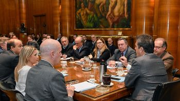 Sergio Massa y su equipo. Sergio Massa y su equipo.