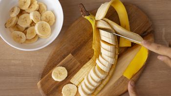¿Qué pasa si comes una banana (plátano) antes de dormir?