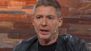 Adrián Suar vuelve a reestrcuturar El Trece. Los nuevos productos del canal no terminan de convencer a la audiencia. Adrián Suar vuelve a reestrcuturar El Trece. Los nuevos productos del canal no terminan de convencer a la audiencia.