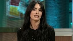 altText(El duro descargo de Lali Espósito tras su nota en España: Qué desató su furia)}