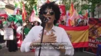 El videoclip frente a la Embajada de España en Teherán, en señal de gratitud a La Moncloa de parte del pueblo de Irán. El videoclip frente a la Embajada de España en Teherán, en señal de gratitud a La Moncloa de parte del pueblo de Irán.
