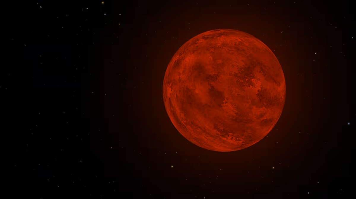 Vivir en L 98-59 f sería como habitar un mundo más pesado y con un cielo de atardecer eterno. La gravedad, 2.5 veces mayor que la de la Tierra, haría que cada paso se sintiera agotador. El cielo, bajo una enana roja, mostraría tonos anaranjados y rojizos, con una luz tenue que bañaría el paisaje en un resplandor cobrizo y sombras alargadas casi todo el día. Vivir en L 98-59 f sería como habitar un mundo más pesado y con un cielo de atardecer eterno. La gravedad, 2.5 veces mayor que la de la Tierra, haría que cada paso se sintiera agotador. El cielo, bajo una enana roja, mostraría tonos anaranjados y rojizos, con una luz tenue que bañaría el paisaje en un resplandor cobrizo y sombras alargadas casi todo el día.