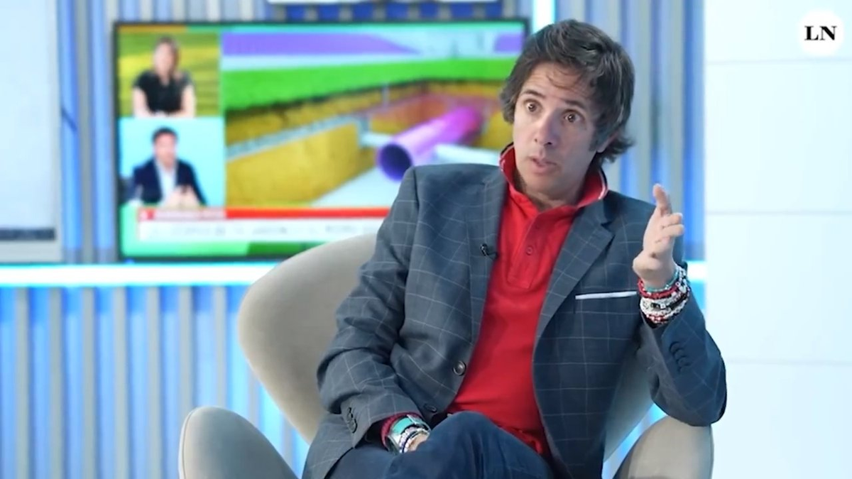 LN+ le habría ofrecido conducir la mañana junto a Robertito Funes Ugarte. Su debut podría darse el 1 de junio, en plena reconfiguración del mapa televisivo. Fuente: LN+ LN+ le habría ofrecido conducir la mañana junto a Robertito Funes Ugarte. Su debut podría darse el 1 de junio, en plena reconfiguración del mapa televisivo. Fuente: LN+