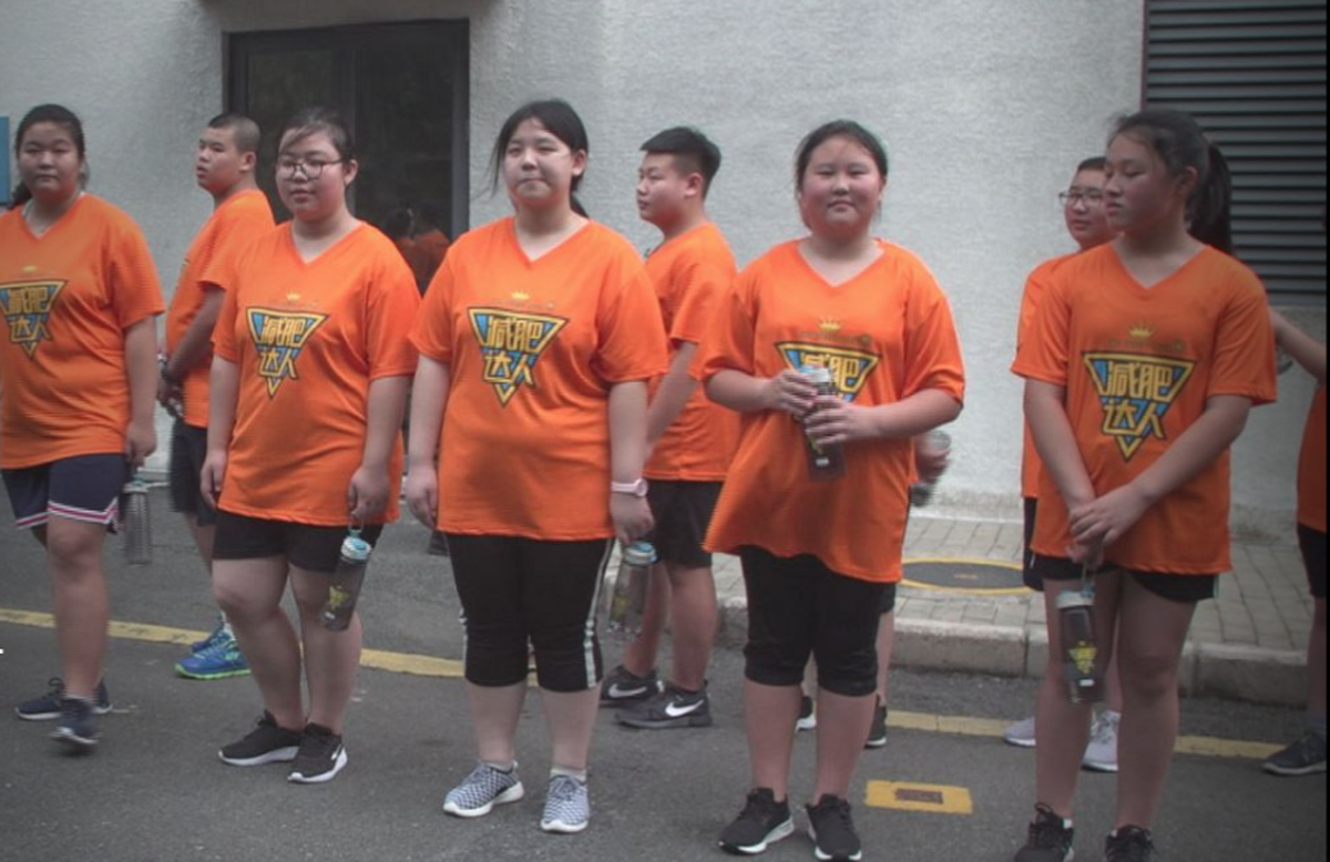 Dong Yanhui, autor del estudio del ICAH, explicó que en los recientes 30 años, ocurrió un cambio global en los patrones nutricionales de los niños y adolescentes chinos: de una desnutrición predominante a una sobrenutrición predominante. Dong Yanhui, autor del estudio del ICAH, explicó que en los recientes 30 años, ocurrió un cambio global en los patrones nutricionales de los niños y adolescentes chinos: de una desnutrición predominante a una sobrenutrición predominante. 