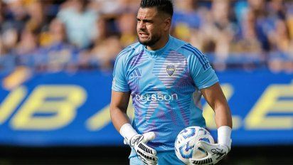 Sergio Romero está cada vez más afuera de Boca y es buscado por Colo-Colo