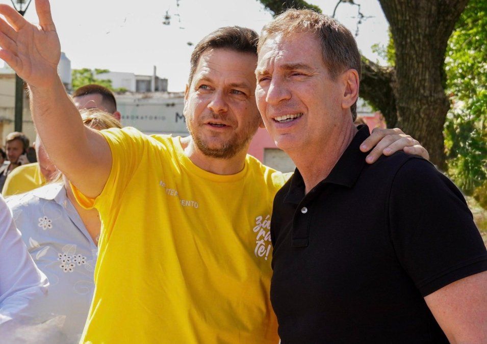 El intendente de Zárate, Marcelo Matzkin, con Diego Santilli.
