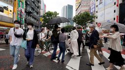 Las calles de Tokio, donde el sistema de salud está en tensión por los casos de coronavirus.