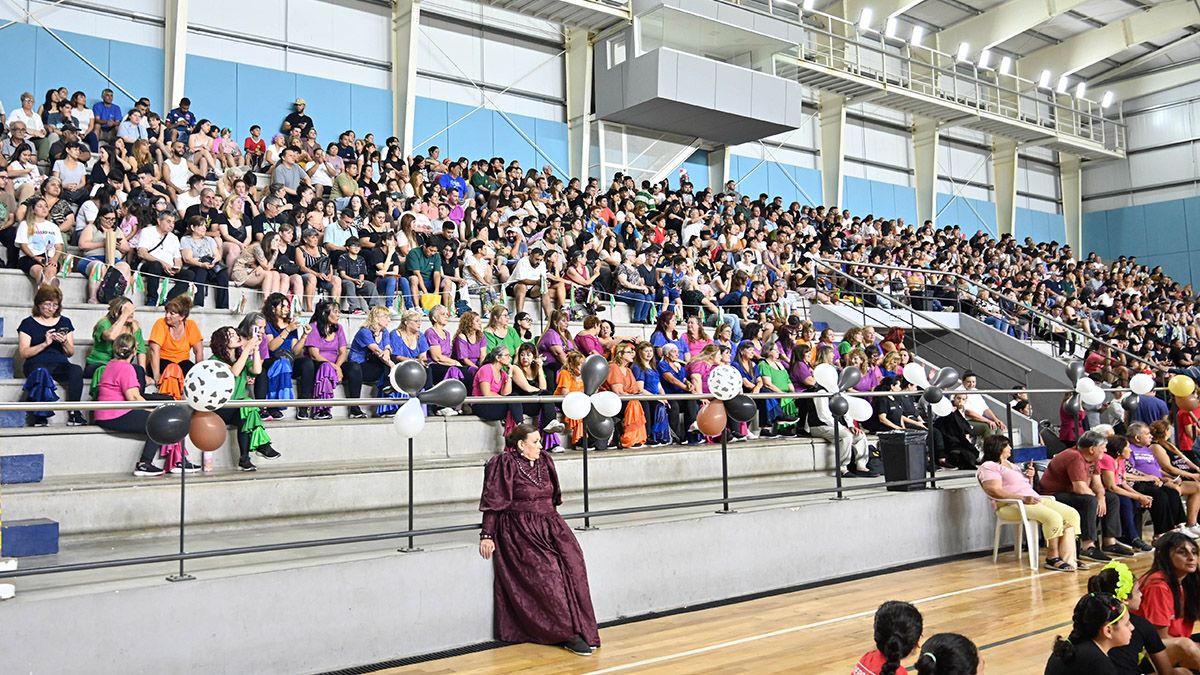 El intendente de Tigre, Julio Zamora, participó del cierre de las actividades 2025 en los polideportivos Gutiérrez, Zanón y San Martín de Don Torcuato. El intendente de Tigre, Julio Zamora, participó del cierre de las actividades 2025 en los polideportivos Gutiérrez, Zanón y San Martín de Don Torcuato.