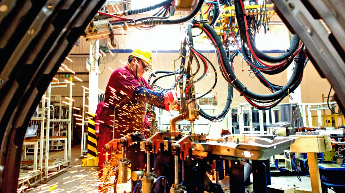 El descontento en las industrias de Santa Fe. El descontento en las industrias de Santa Fe.