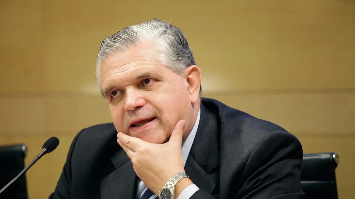 Ricardo López Murphy mostró, en comisión, sus diferencia con el proyecto de Presupuesto 2023 que logró dictamen.