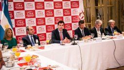 altText(Urtubey advirtió que no habrá mayorías en el Congreso)}