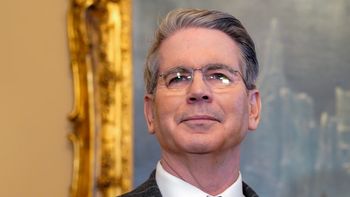 Scott Bessent no quiere más pesos, se llevó el dinero del BCRA, ¿se activó el swap?